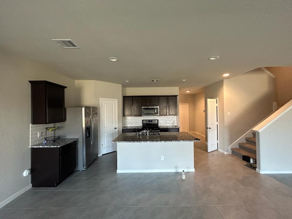 3207 Sumac Dr – photo 4