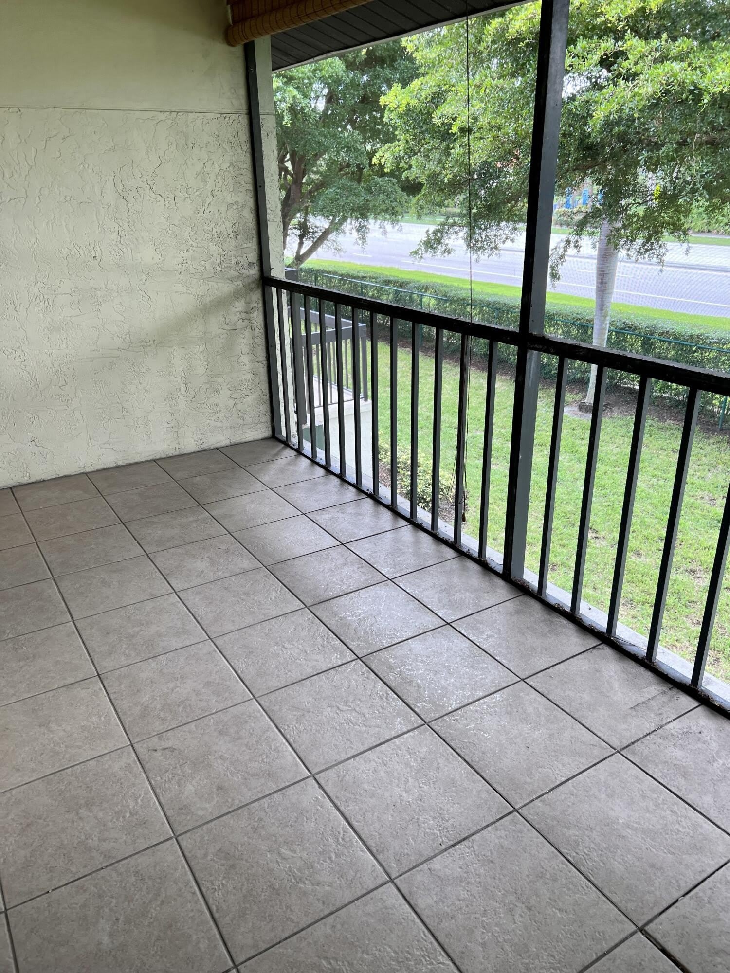 6392 Chasewood Dr – photo 4