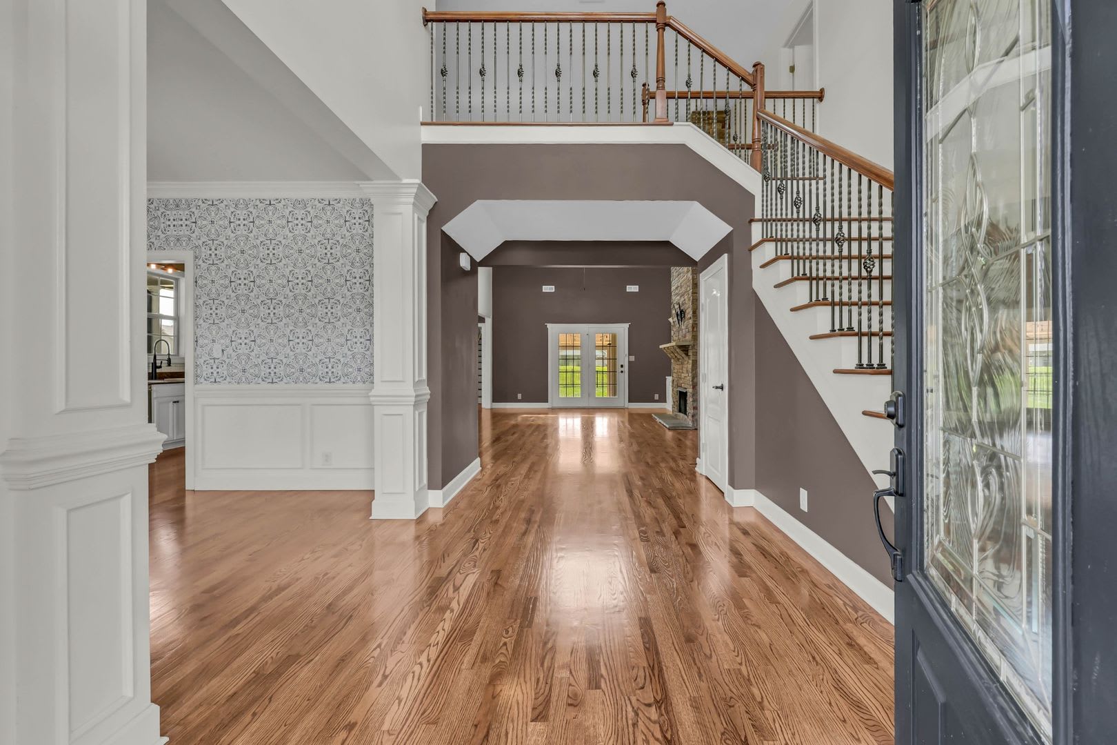 Residential Home in the Beautiful, Hickory Wild! – photo 2