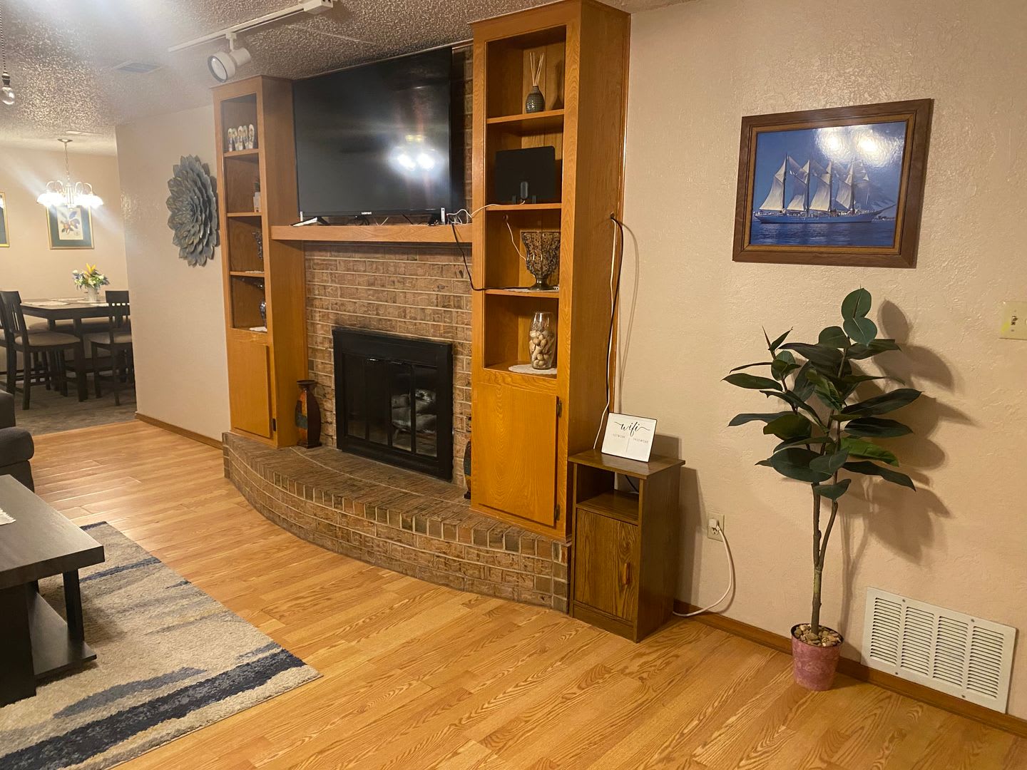 2707 Ne Euclid Fully Furnished – photo 3