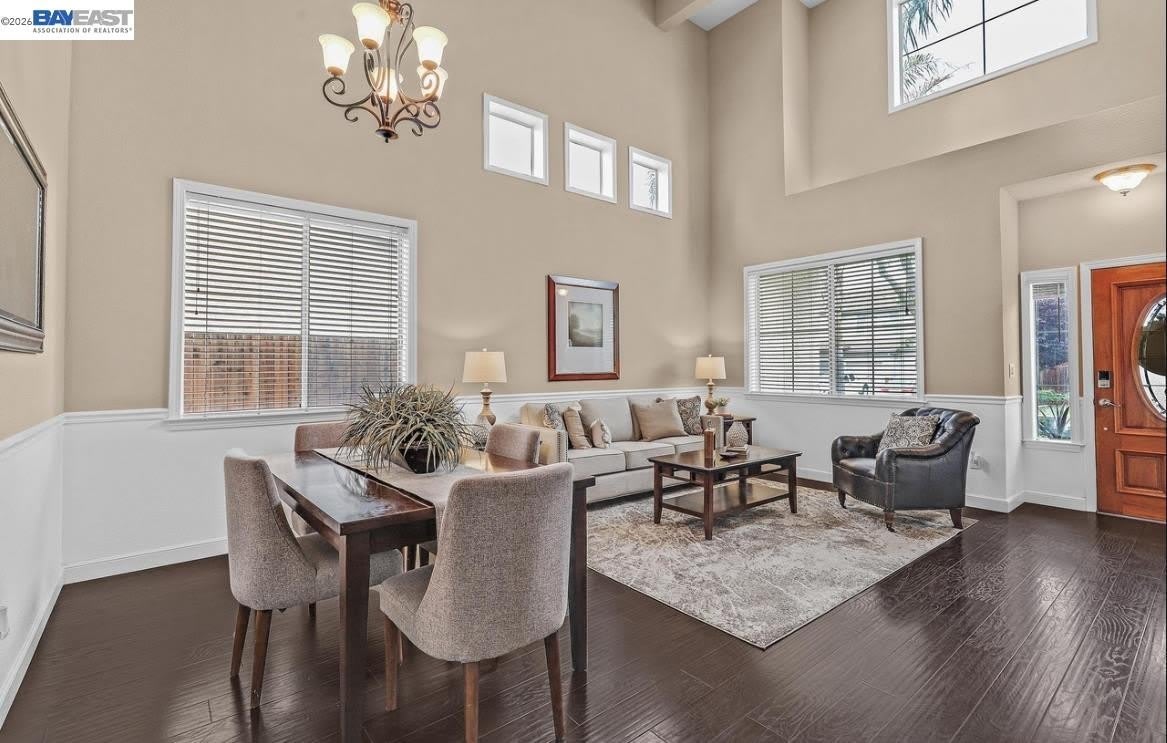 828 Hollowbrook Drive – photo 4