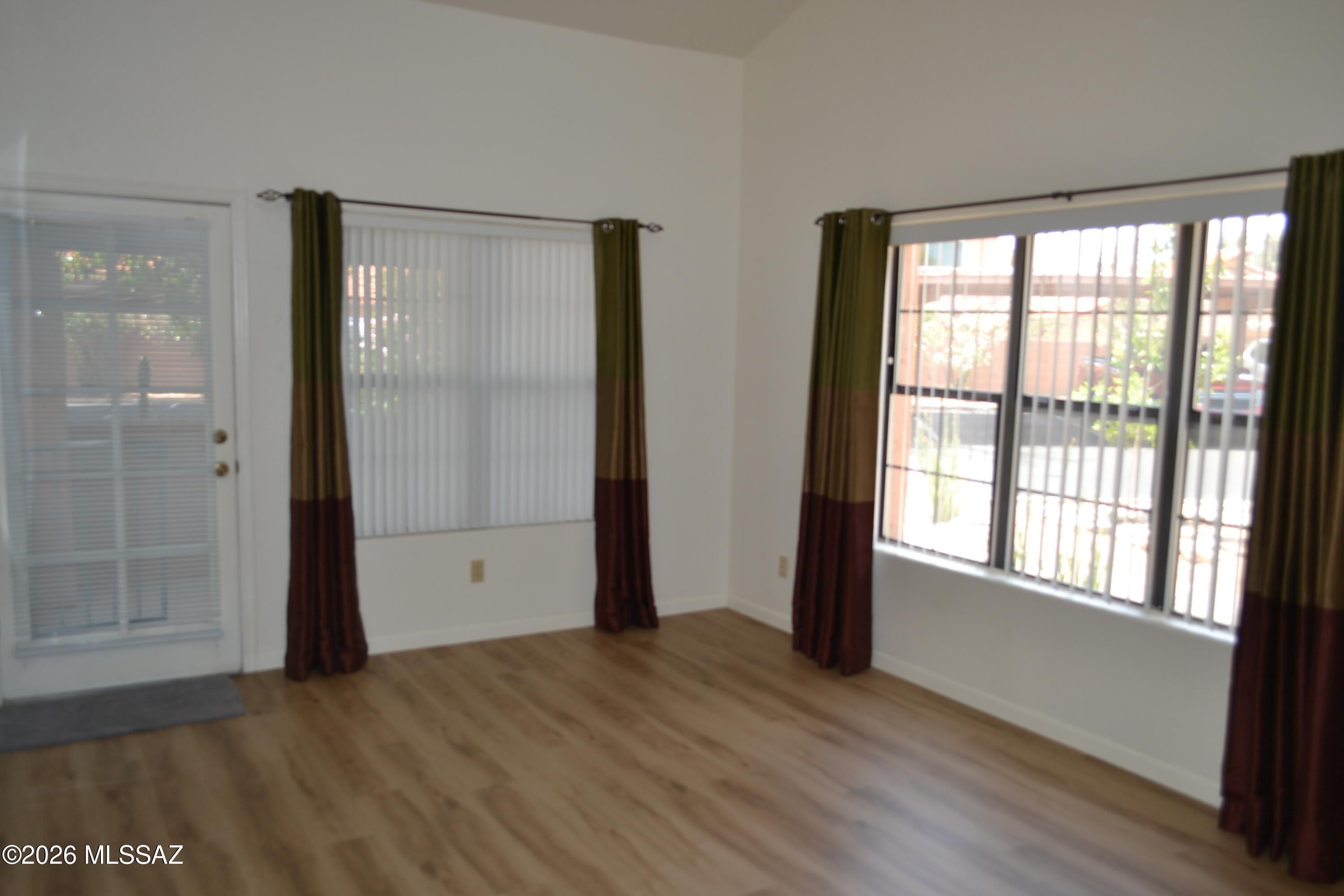 5376 N Calle Del Rocio – photo 3