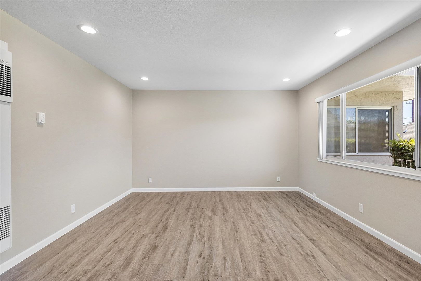 1212 Regent St #J – photo 4