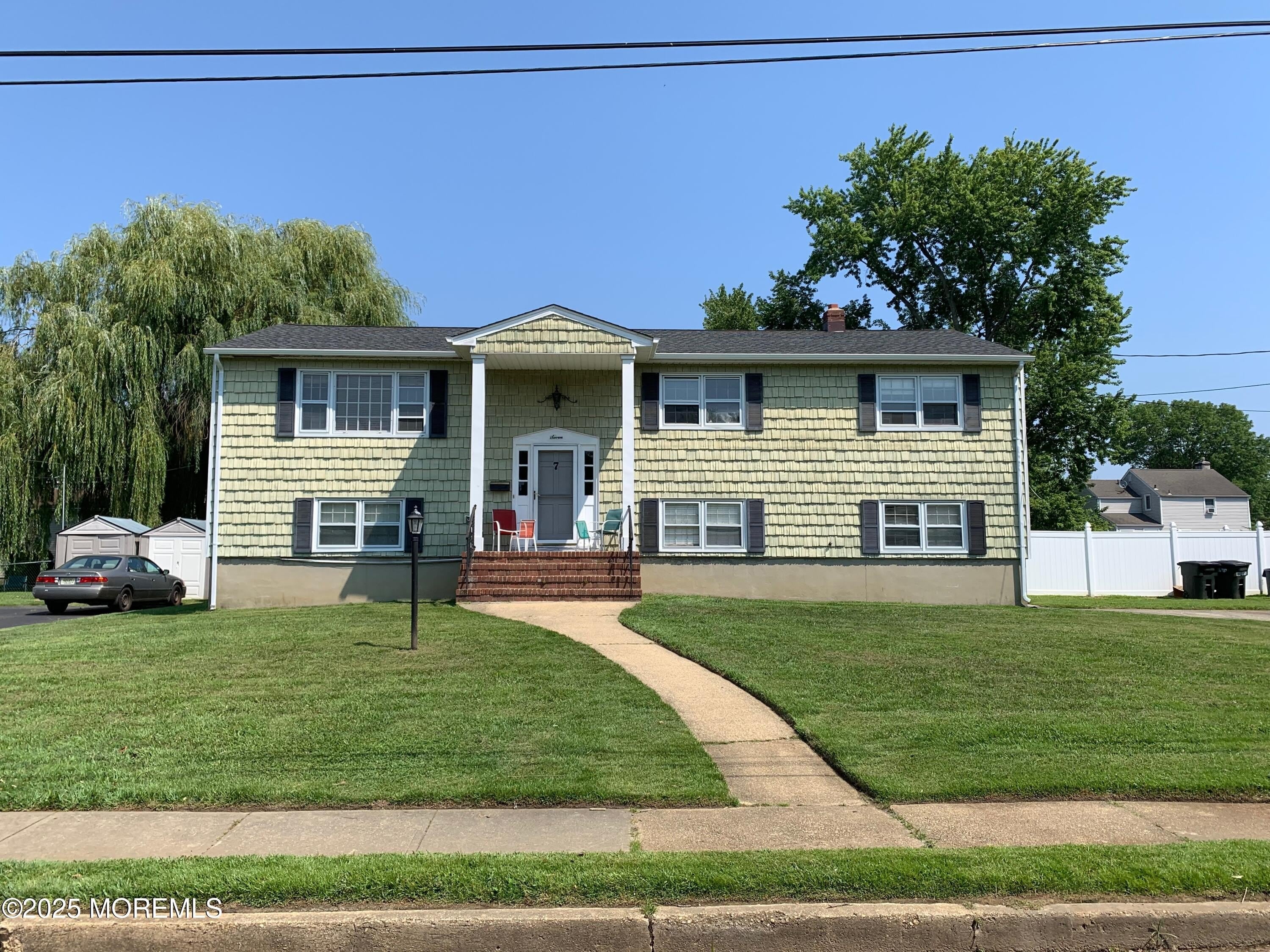 7 Elinore Avenue – photo 1