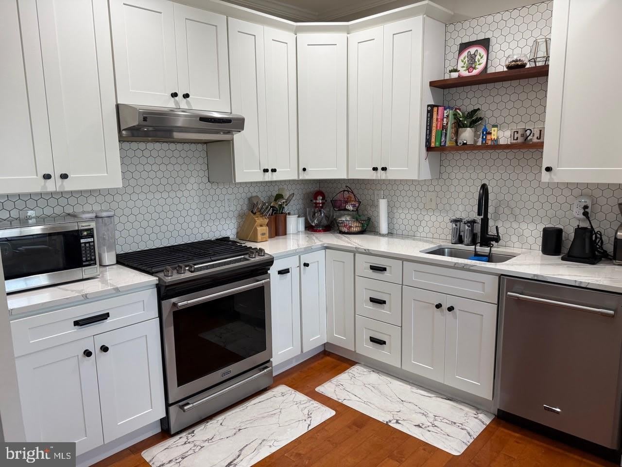 47574 COMER Square – photo 2