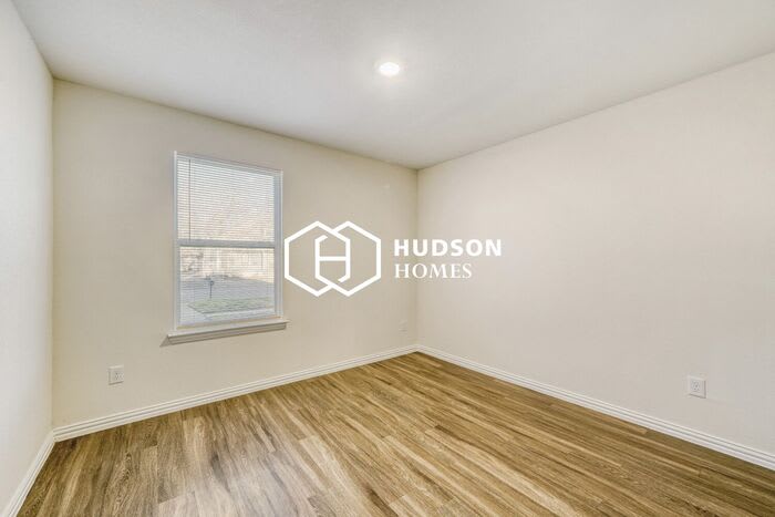 605 South 13th Street – photo 5