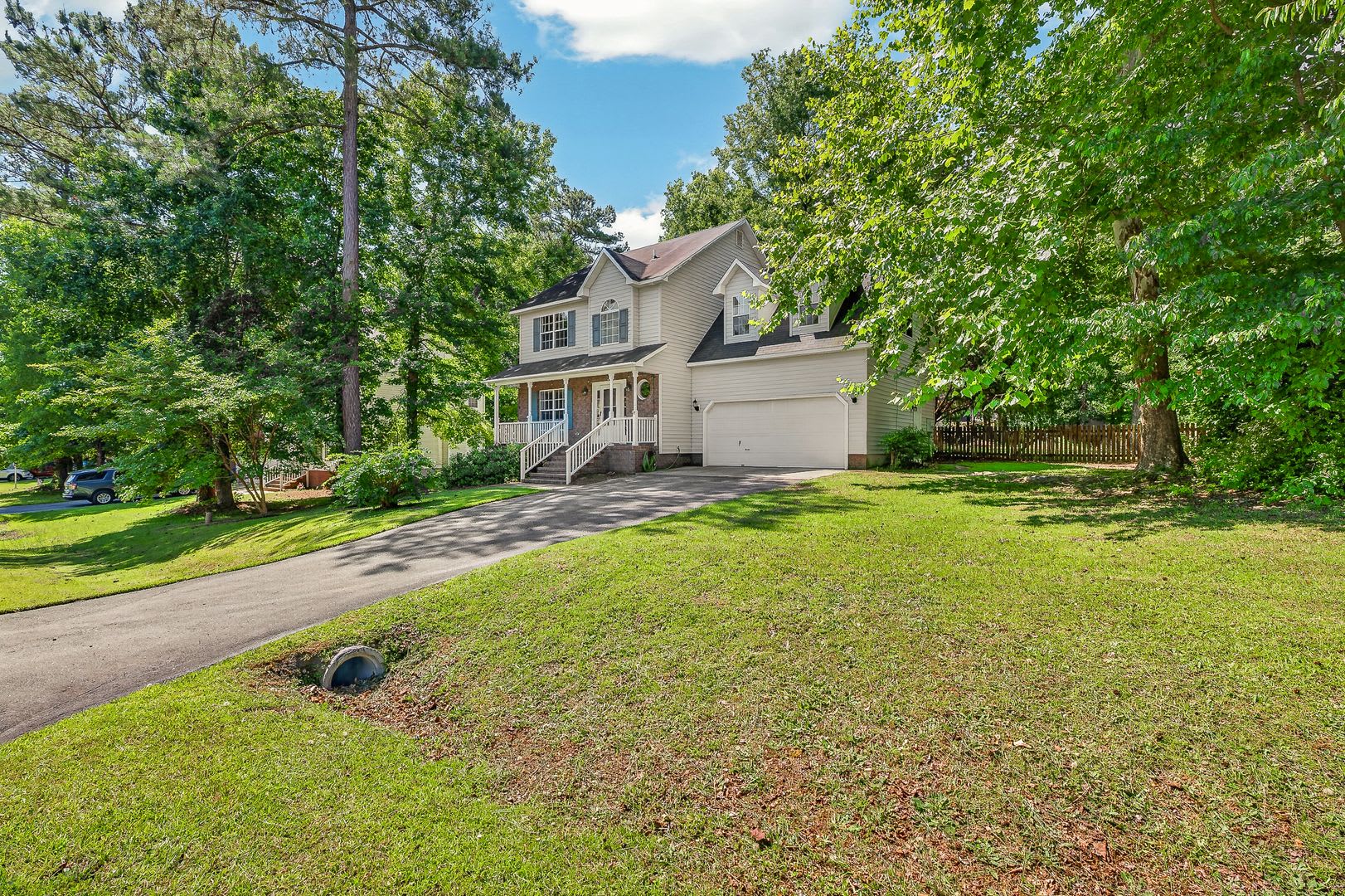 4Br 2 5Ba Near Piney Green Community Pool Boat Access – photo 3
