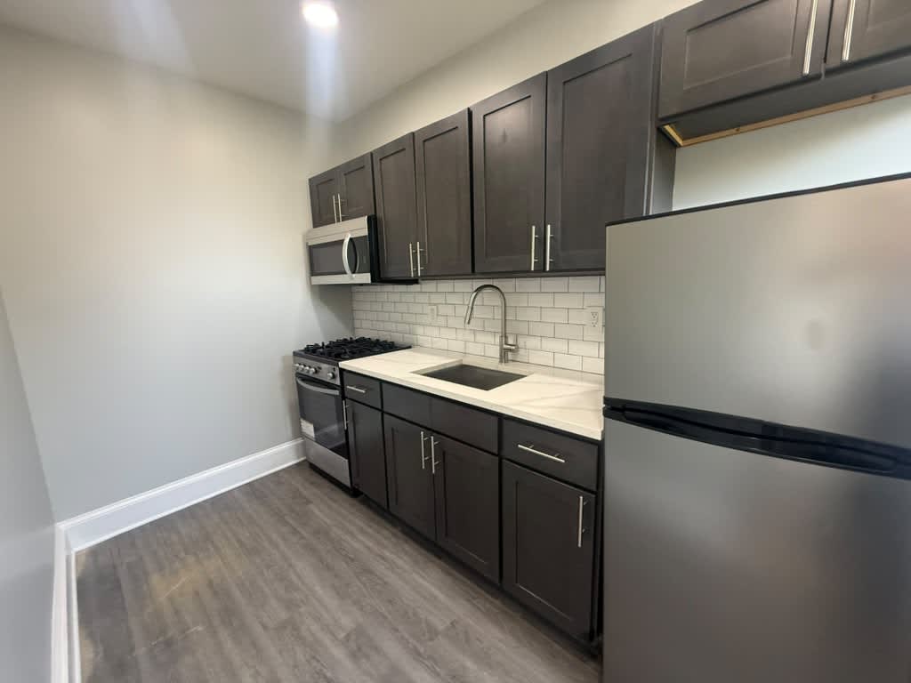 15 Grove St – photo 1