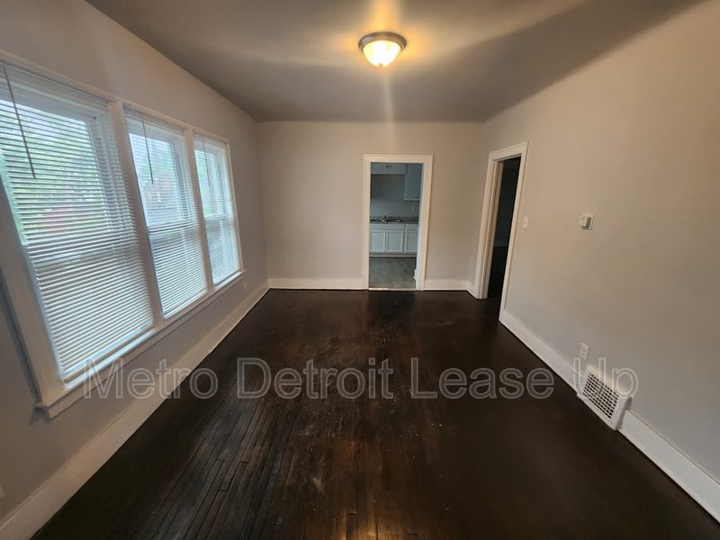 5529 Nottingham – photo 5