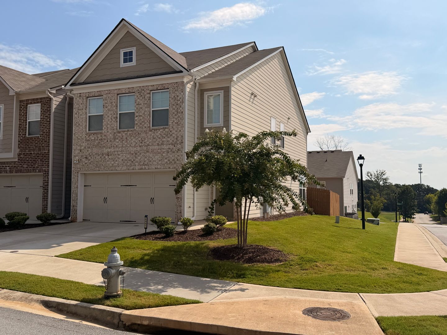 Elegant Lithonia 3 Bedroom 2.5 bath with Fenced backyard! – photo 5