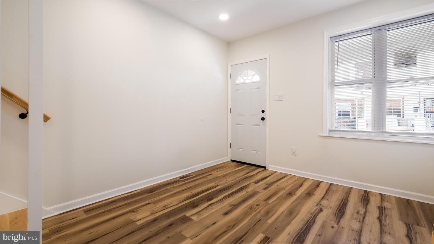 5058 HOOPES ST – photo 3