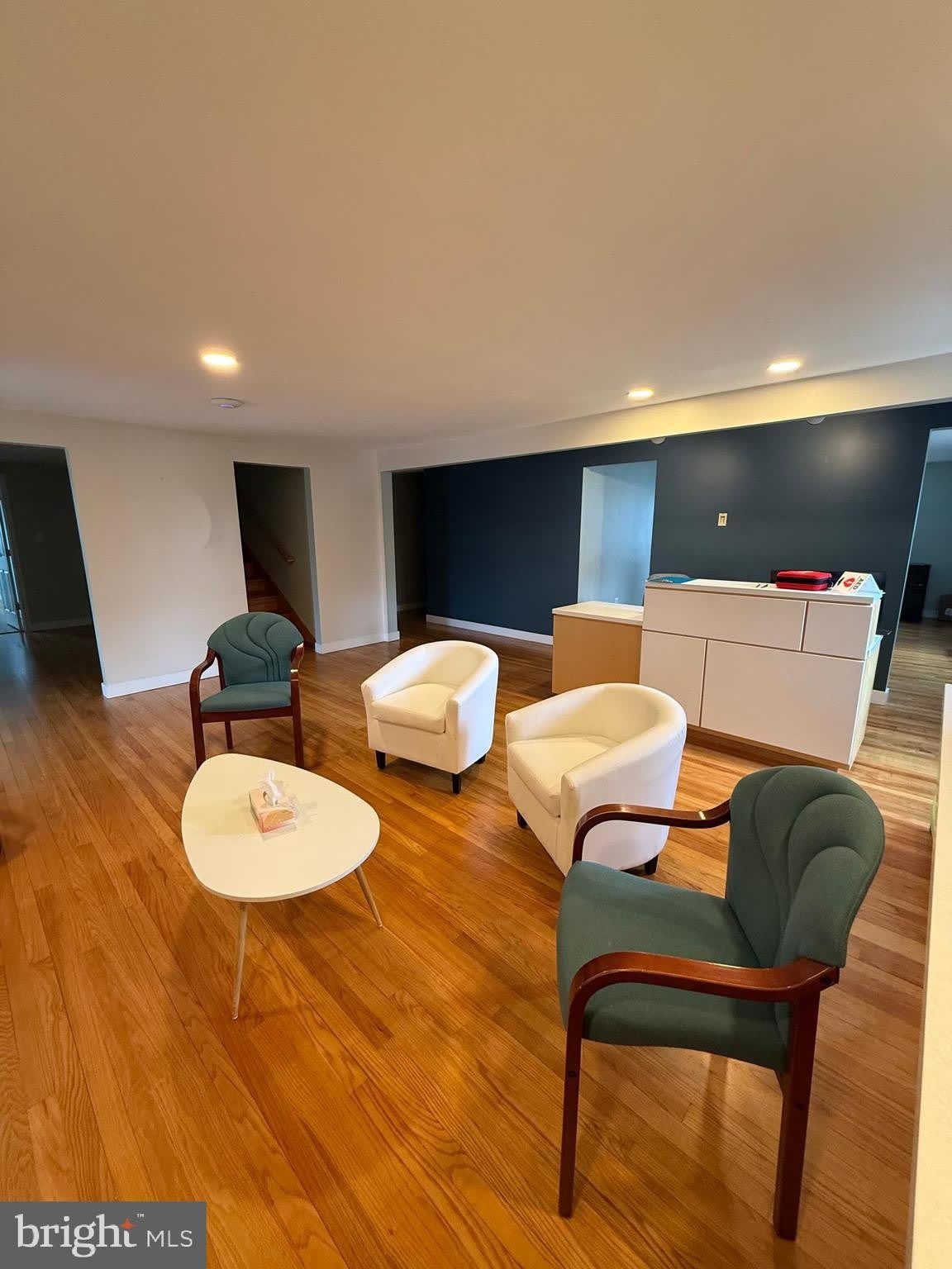5015 E Trindle Road – photo 3