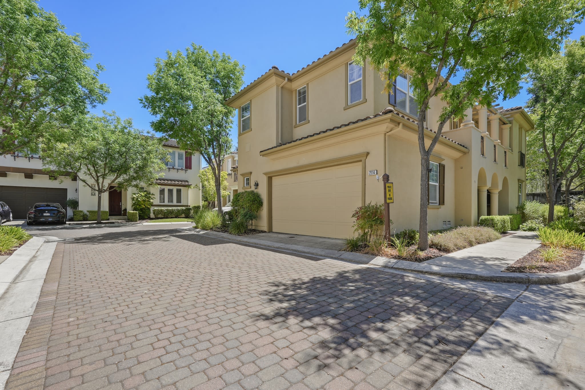 2114 Gullane Way – photo 1