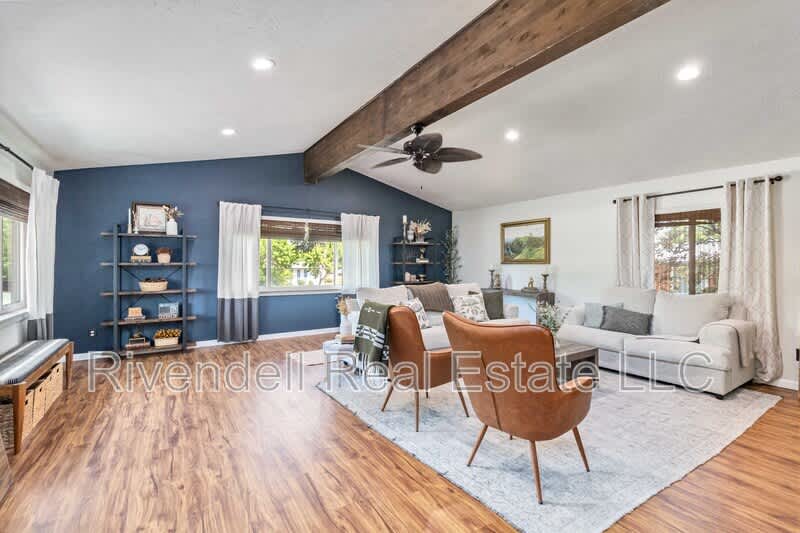 5766 W Elmhurst Drive – photo 3