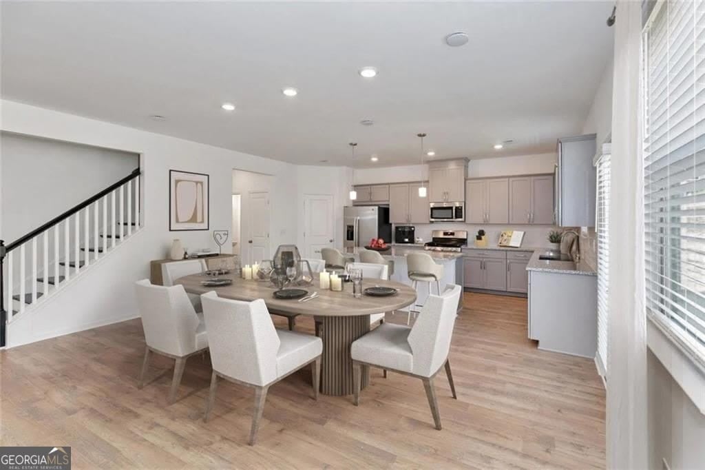 2266 Derrick Drive – photo 3