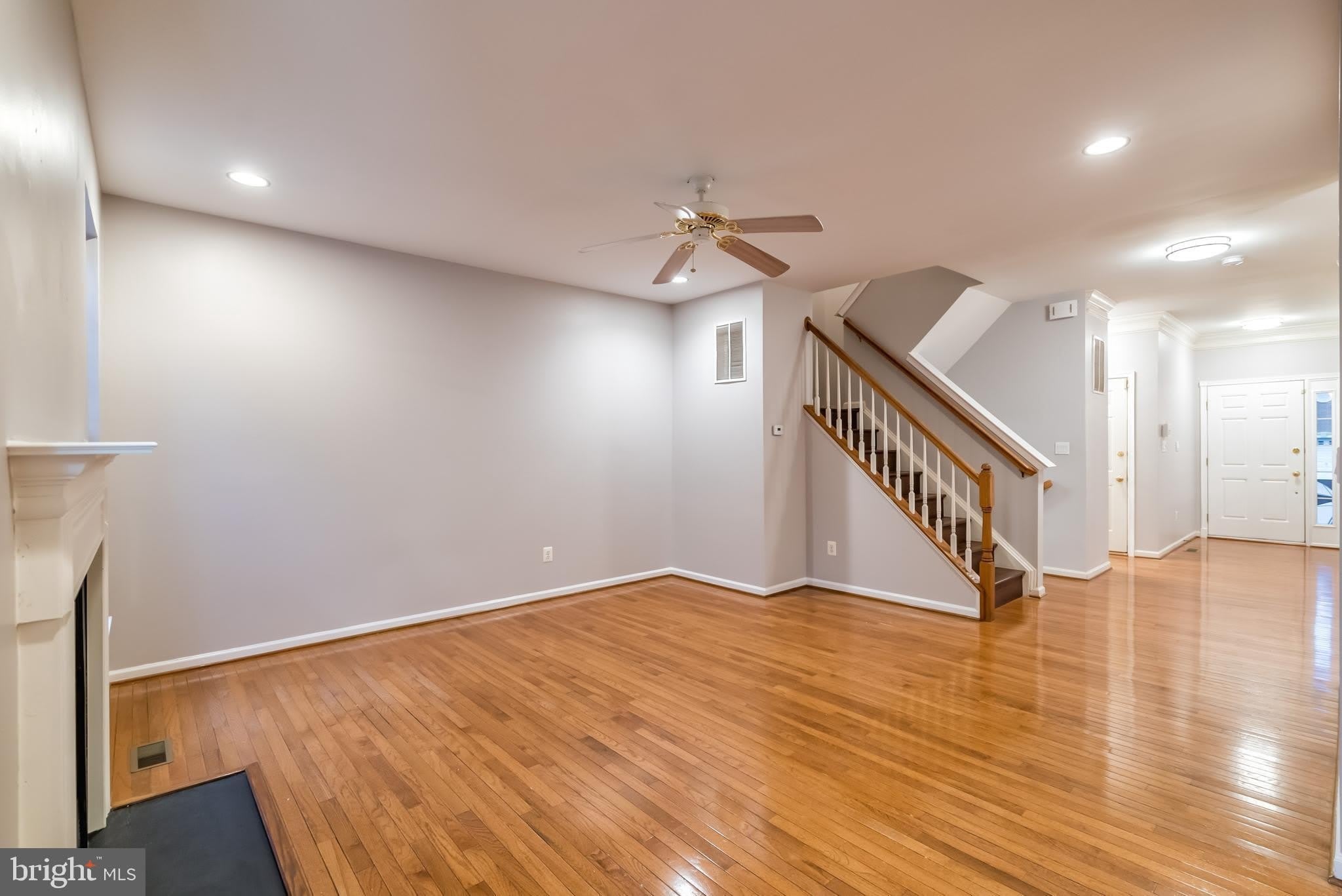 43619 DUNHILL CUP Square – photo 5