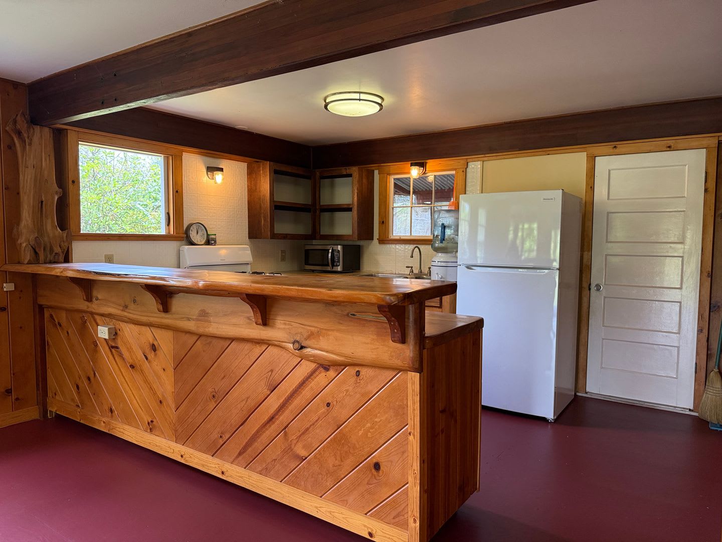 Cozy 2BR/1BA home in Fern Forest – photo 5