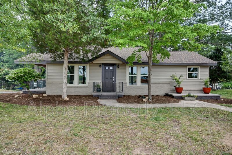 1813 Old Easley Bridge Rd – photo 1