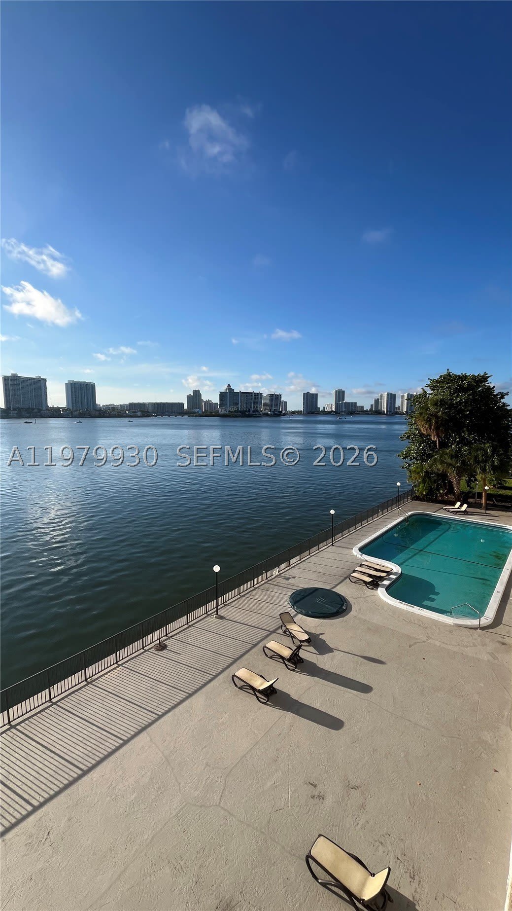 17500 N Bay Rd – photo 3