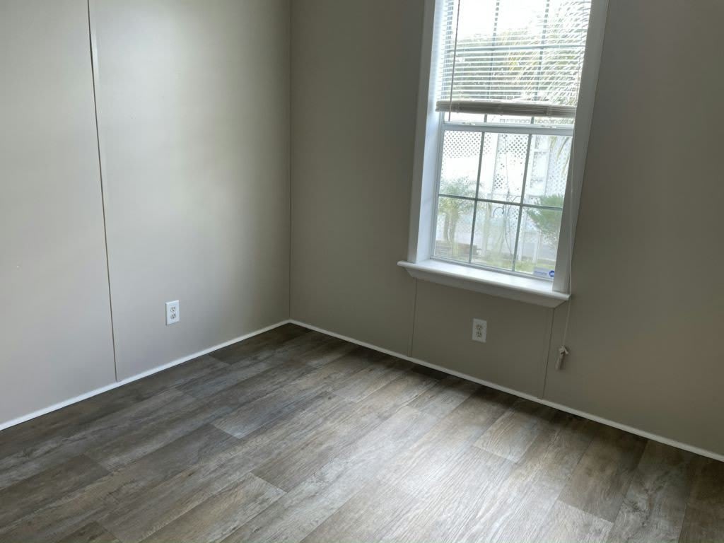 10550 W State Rd 84 – photo 5