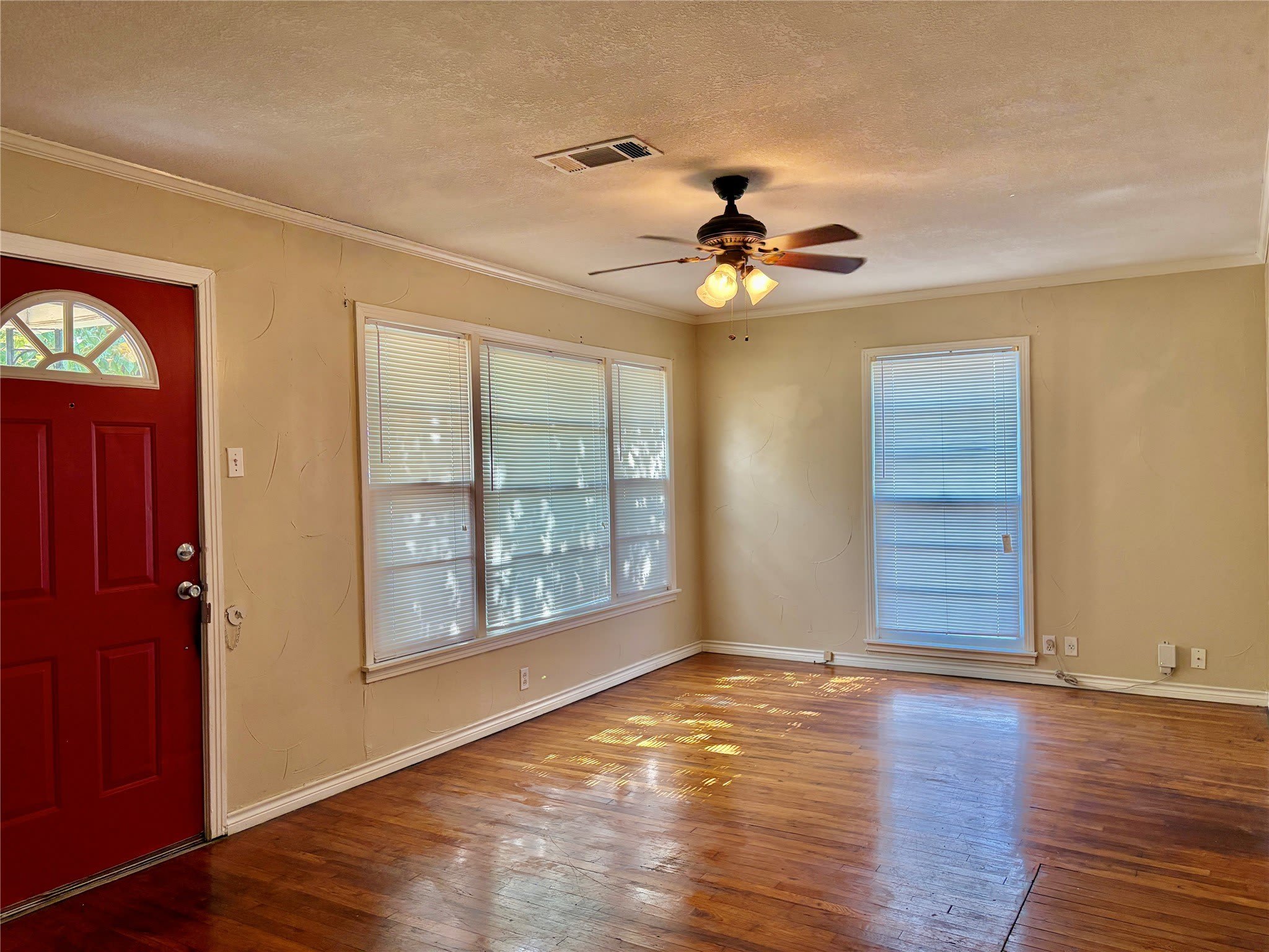 2225 N Shannon Street – photo 2