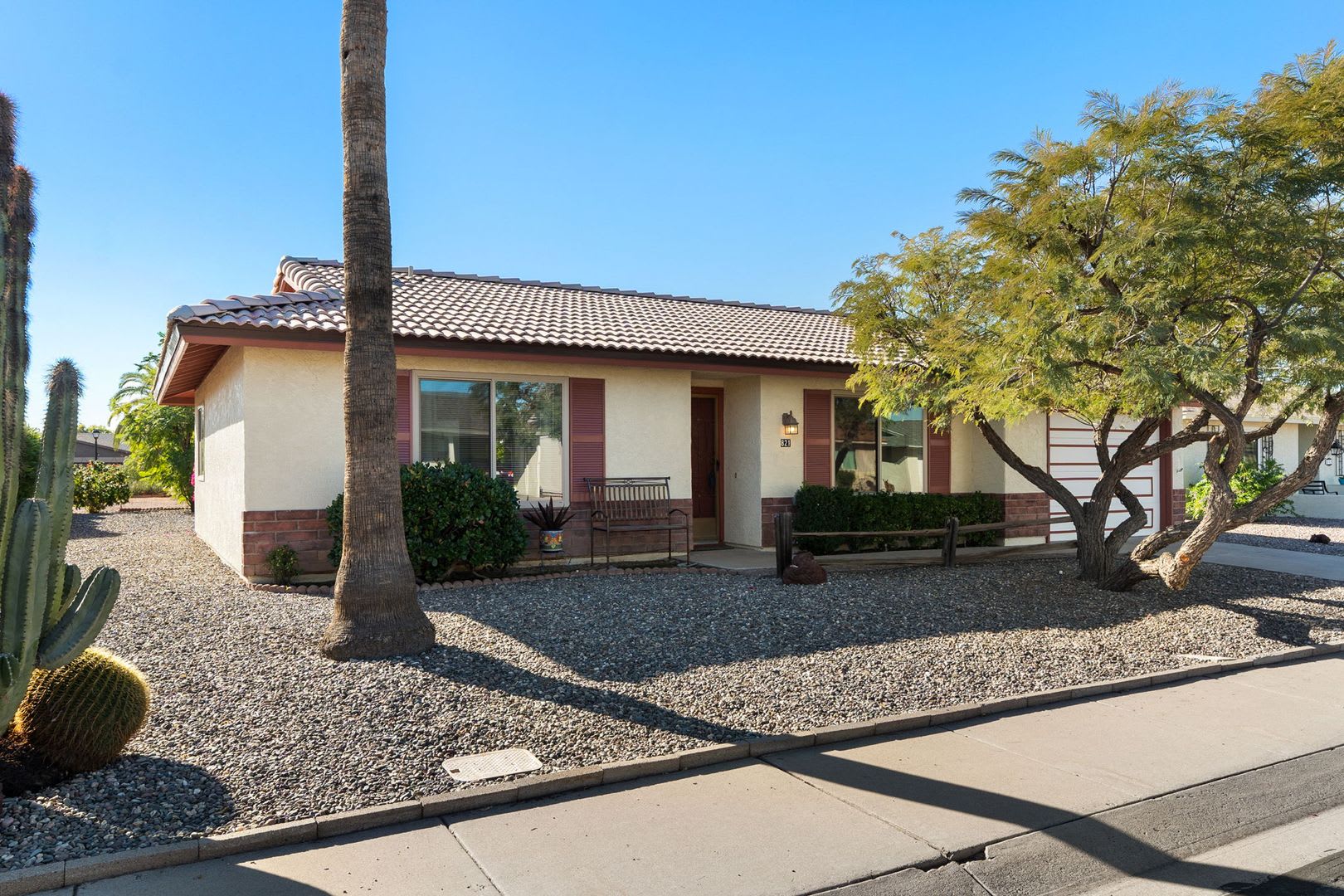Discover Comfortable Living In This 2Bedroom 1 5 Bath Home In Leisure World A 45 Active Adult Resort Community Available From May Through October 2026 Only – photo 3