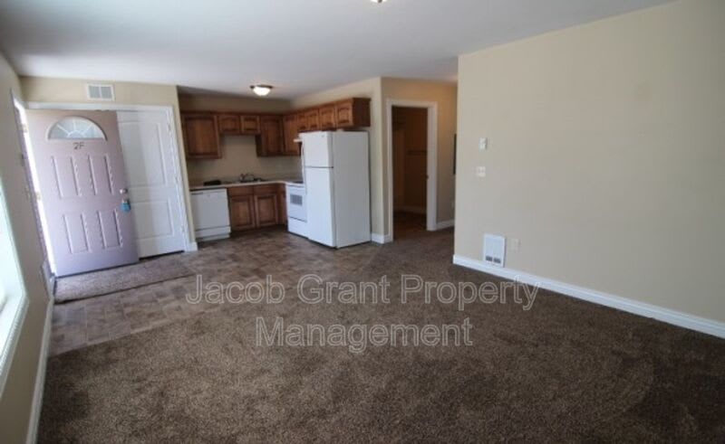 225 Opal Court – photo 3