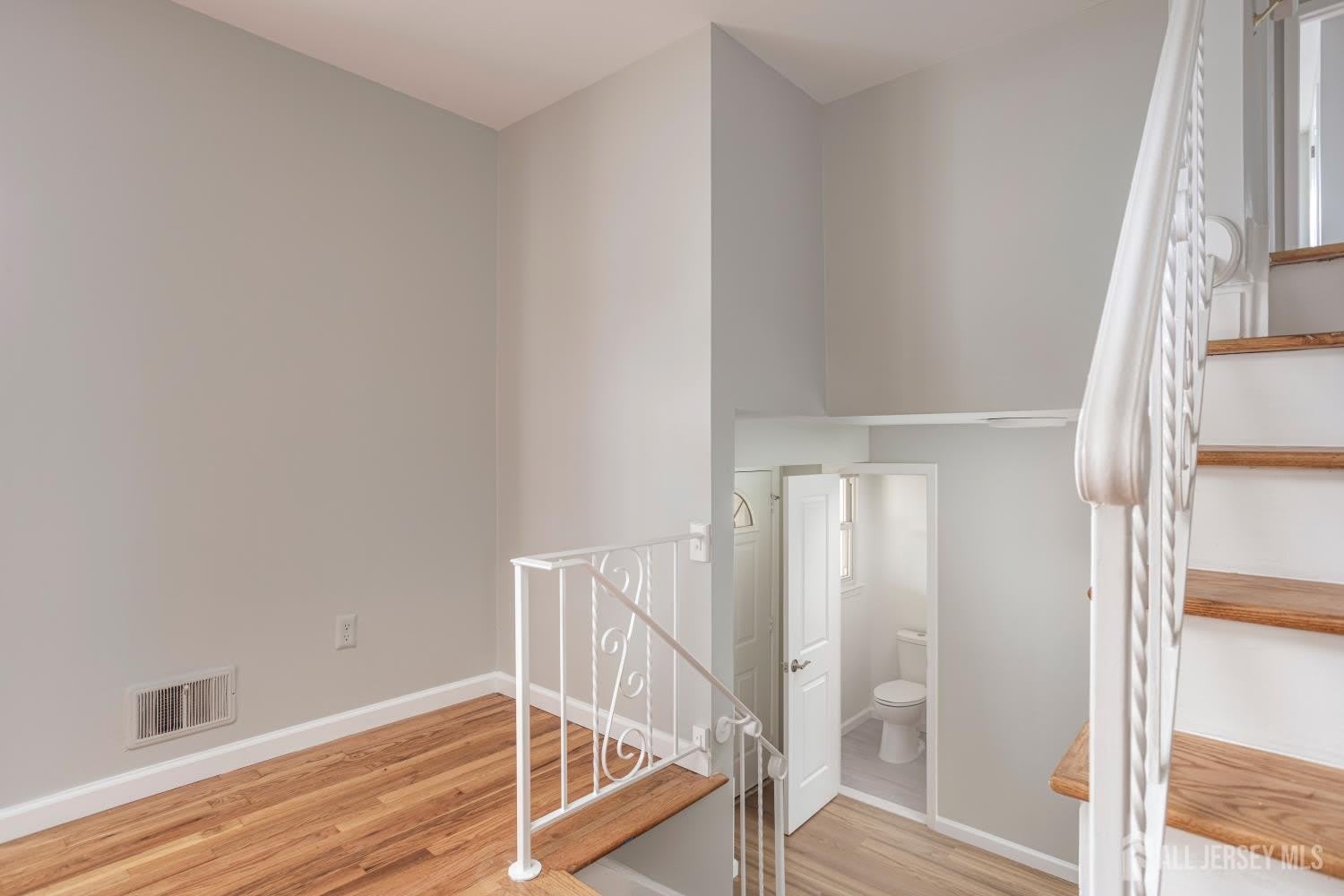 16 Outcalt Road – photo 3