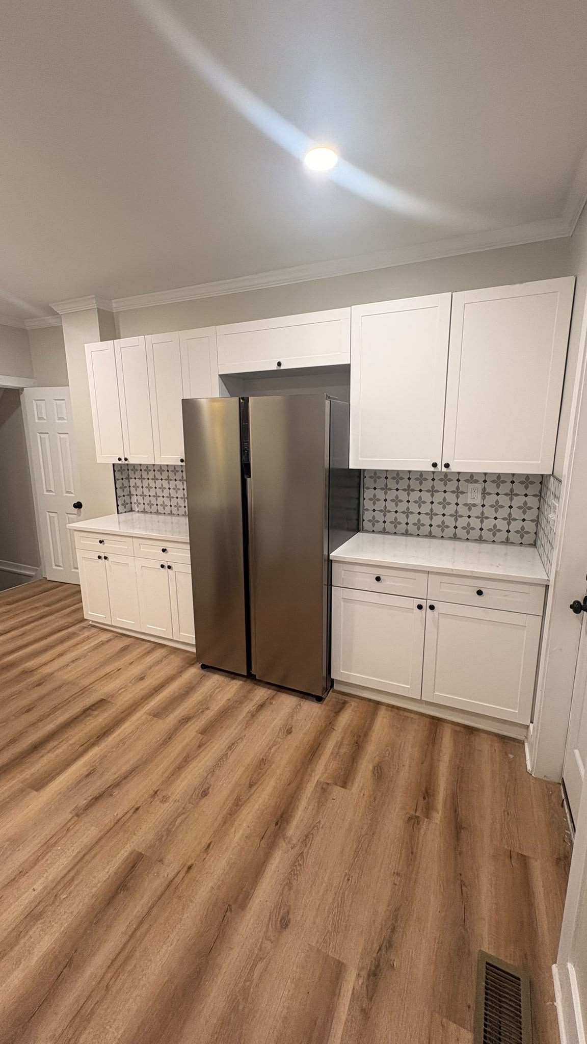 2625 Huntingdon Avenue – photo 3