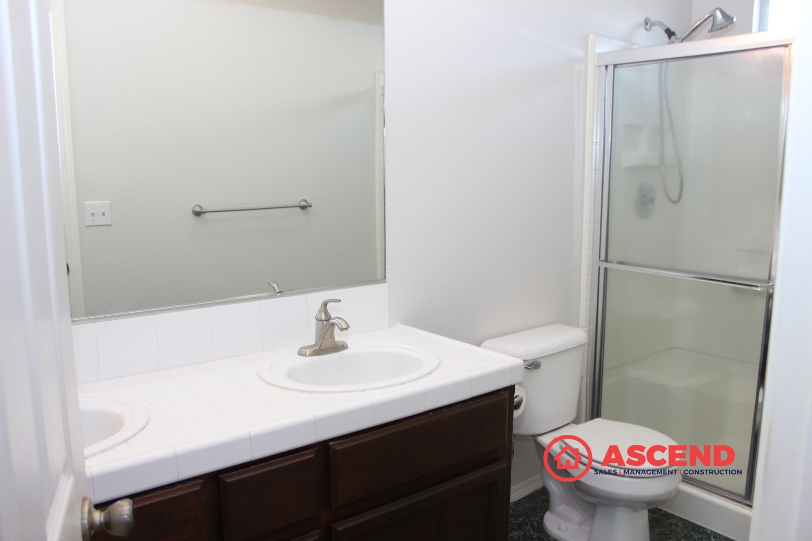 Poolside Living in Rosedale – Spacious 3 Bed / 2 Bath Home! – photo 4