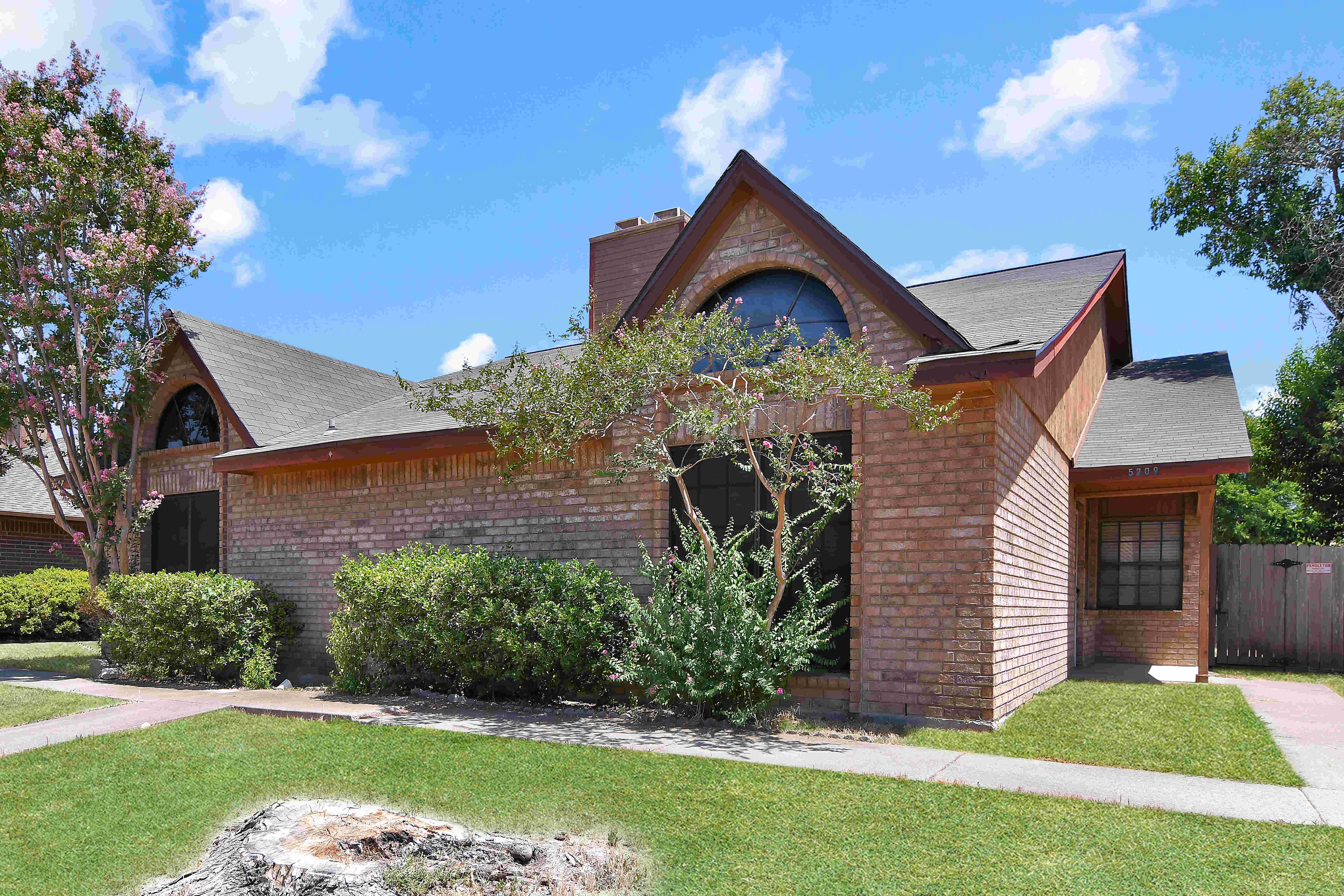 5209 Canyon Creek Dr – photo 2