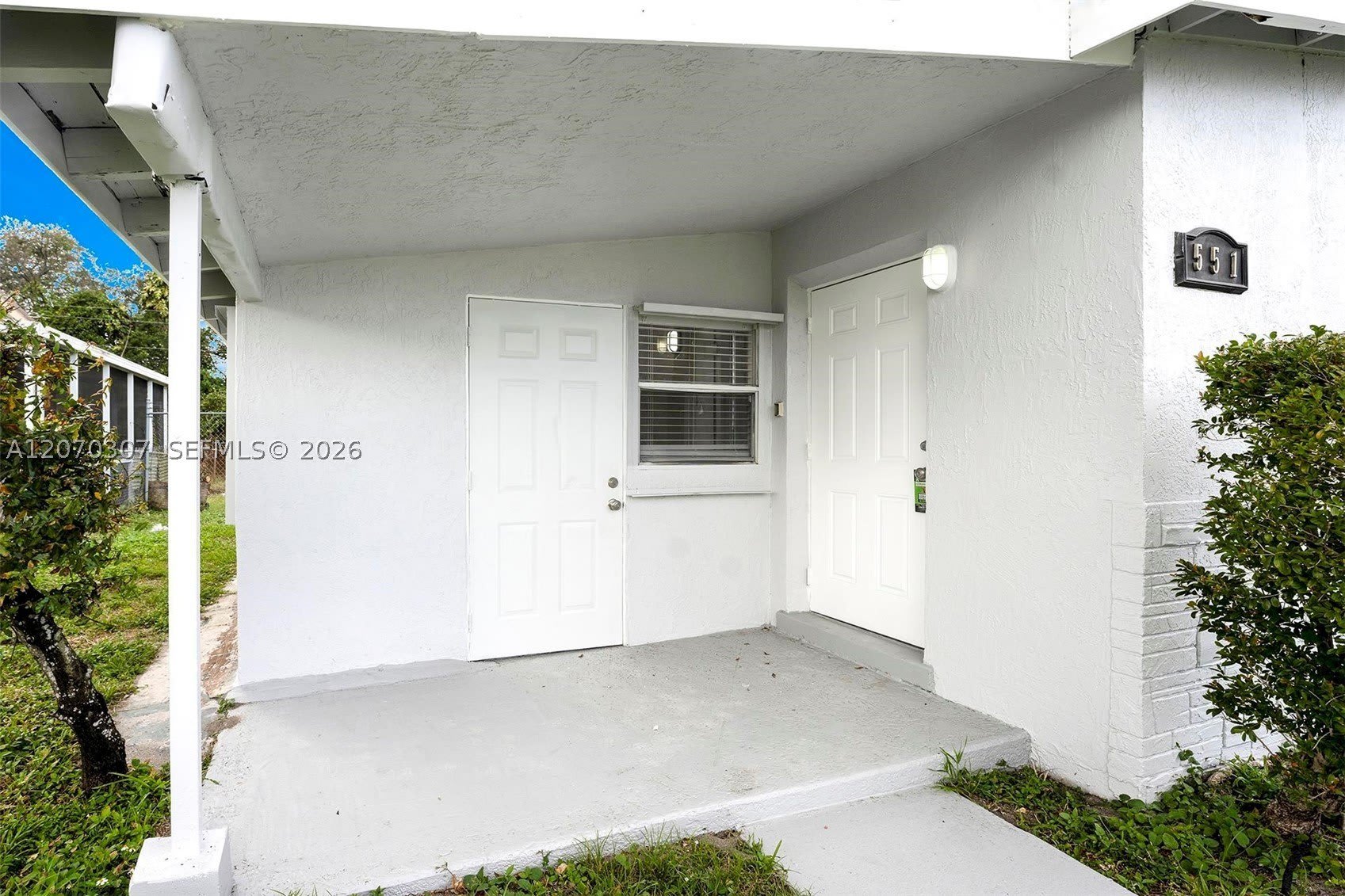 551 NW 30th Ter – photo 5