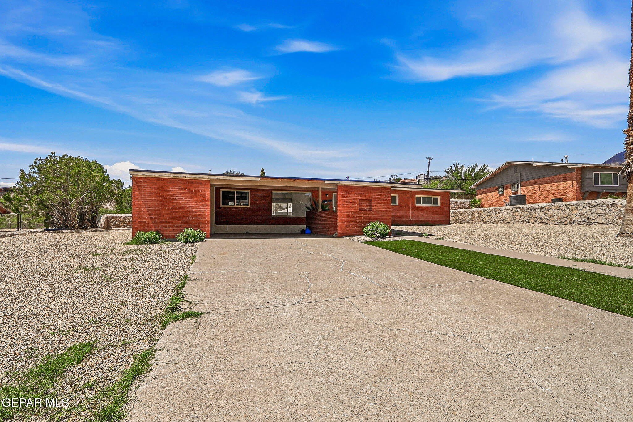 4233 HAMPSHIRE Lane – photo 3