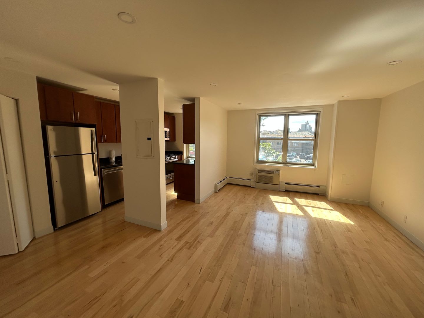 2 Bed on Camelot Ct – photo 1