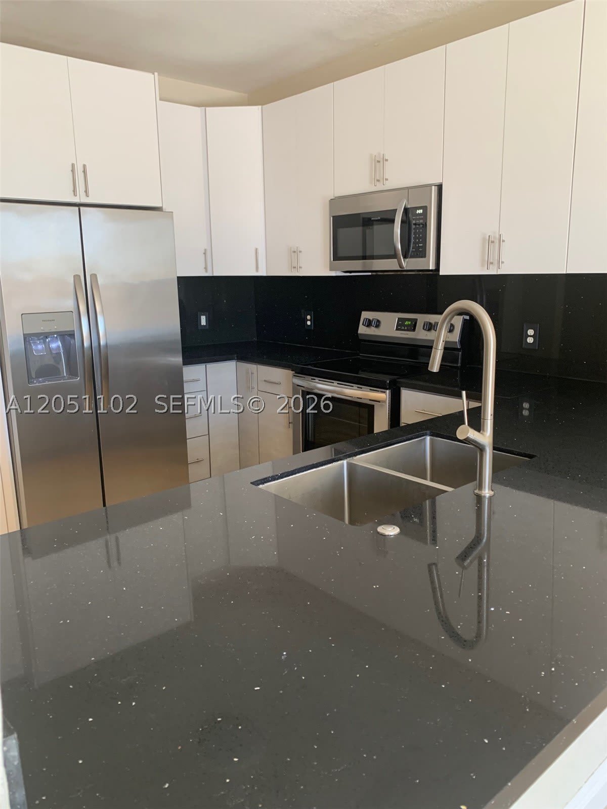 4124 SW 159th Ave – photo 5