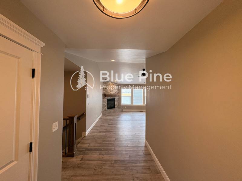 1890 Mesa Canyon Drive – photo 2