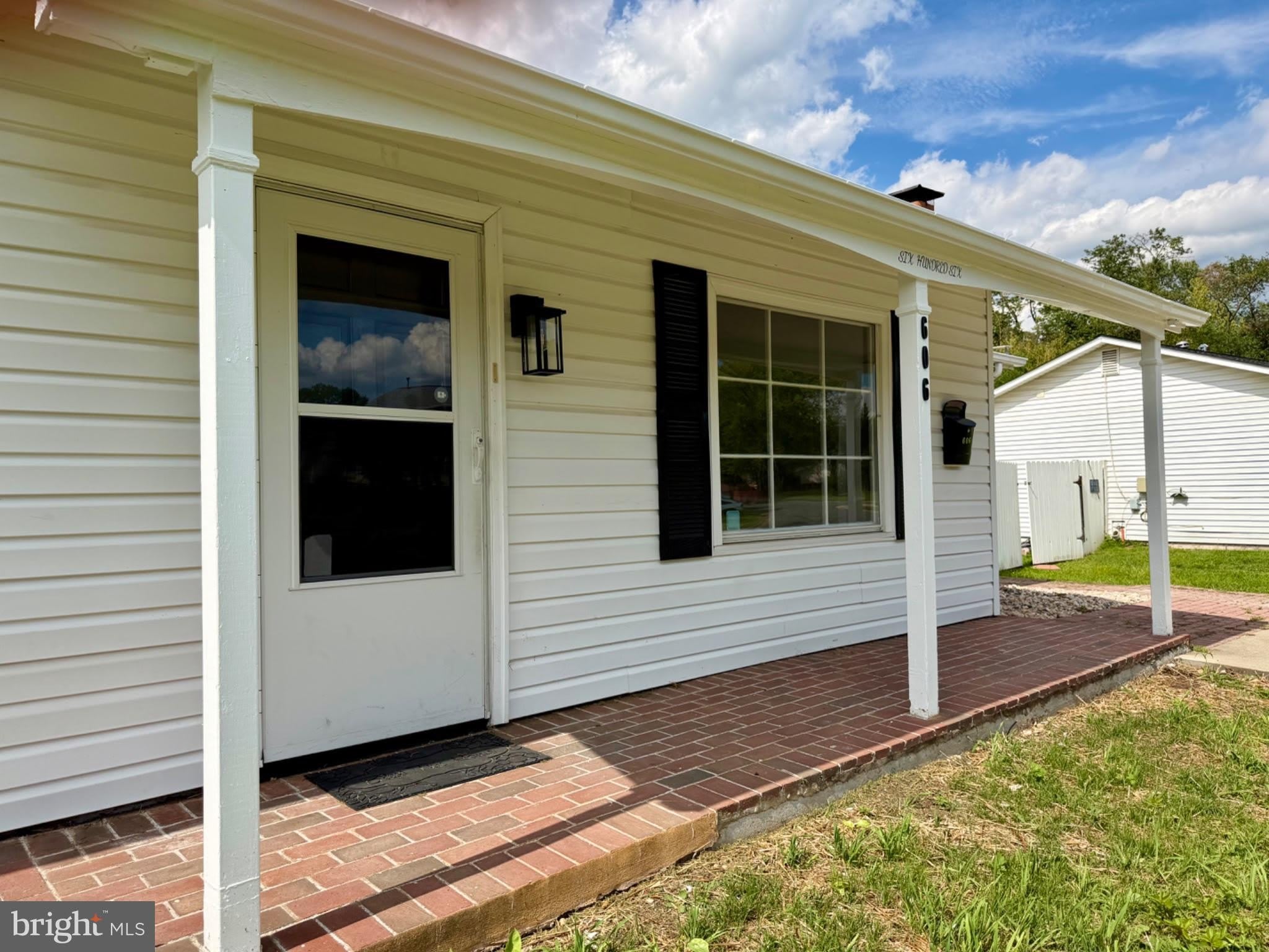 606 W BEECH Road W – photo 3