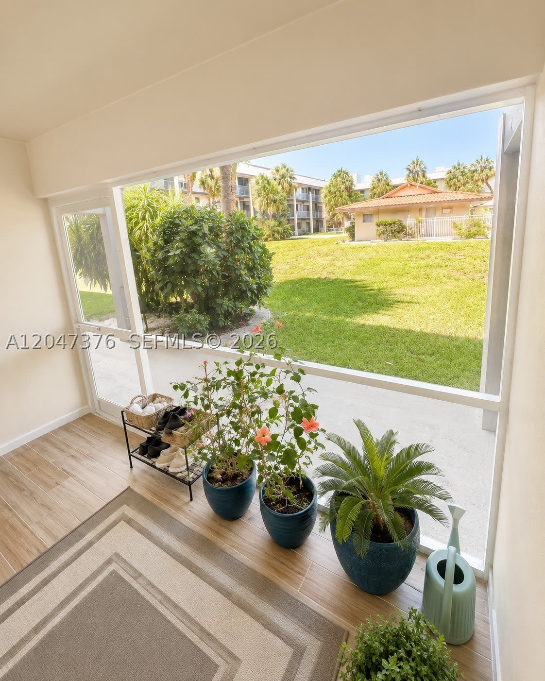 270 E Layne Blvd – photo 4
