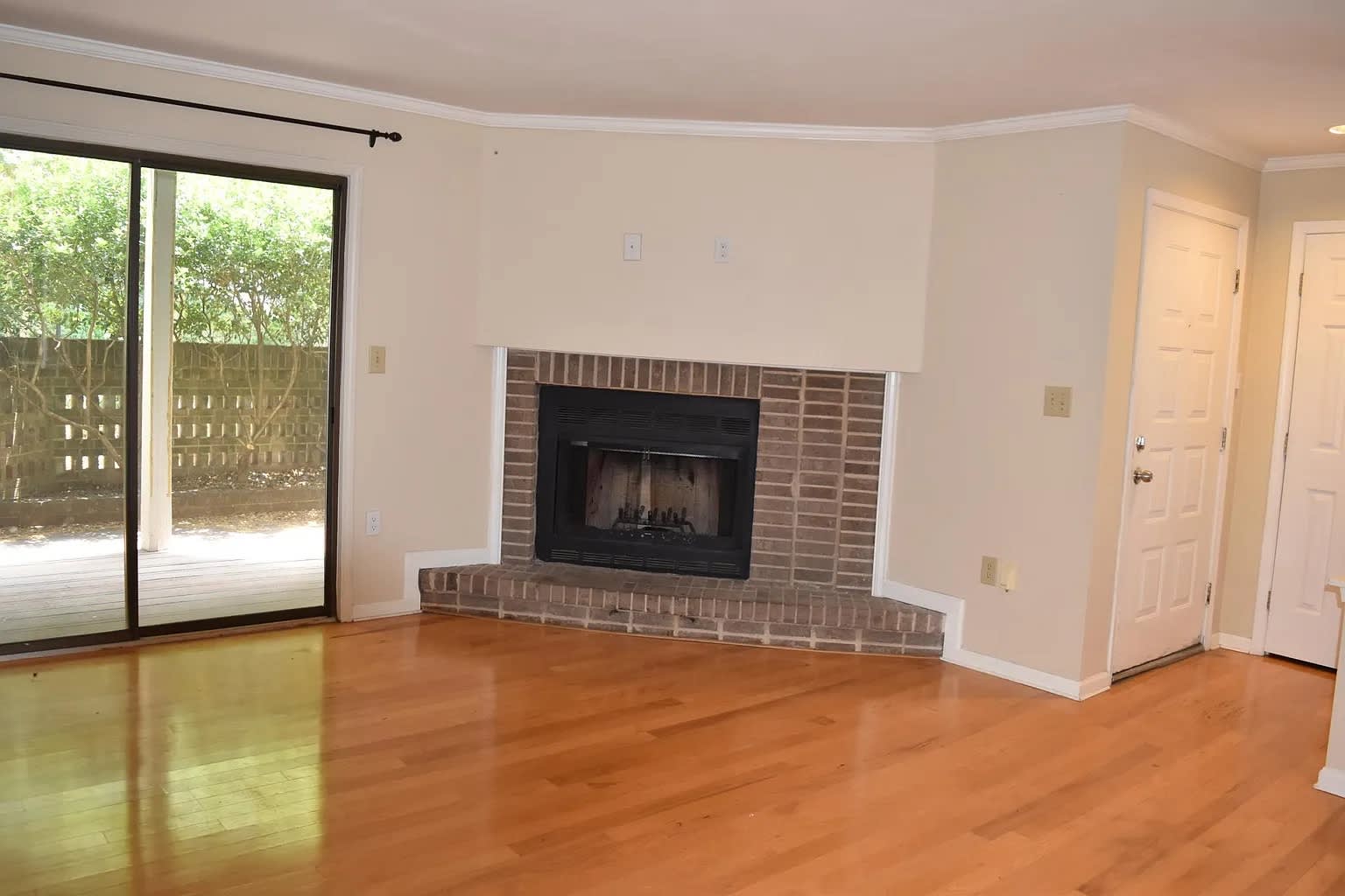 413 West 8th Street Apt B – photo 5