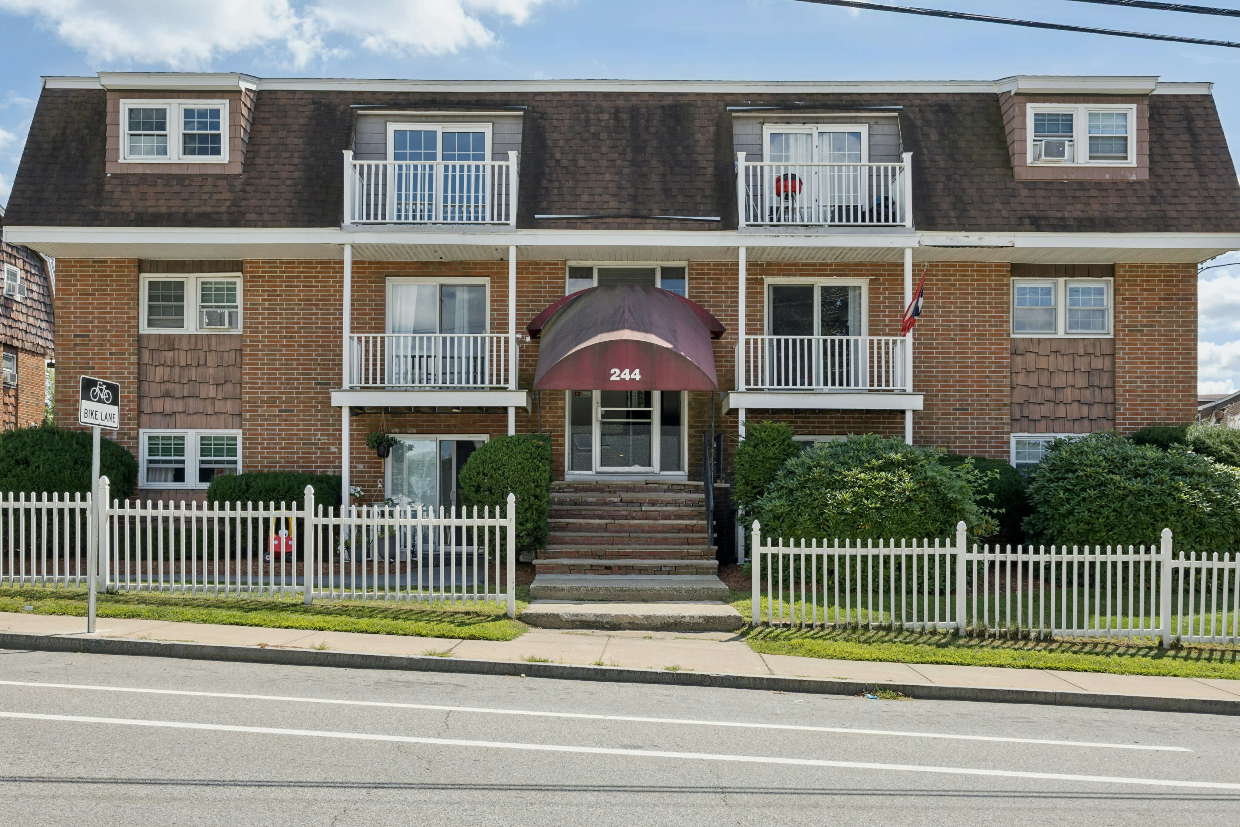244 Mount Vernon Street – photo 2