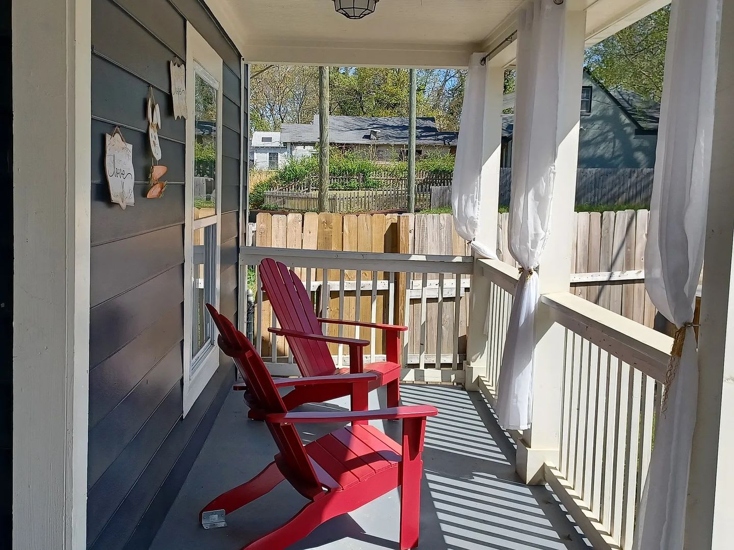 Room in 4 Bedroom Home at Mayson Turner Rd NW – photo 3