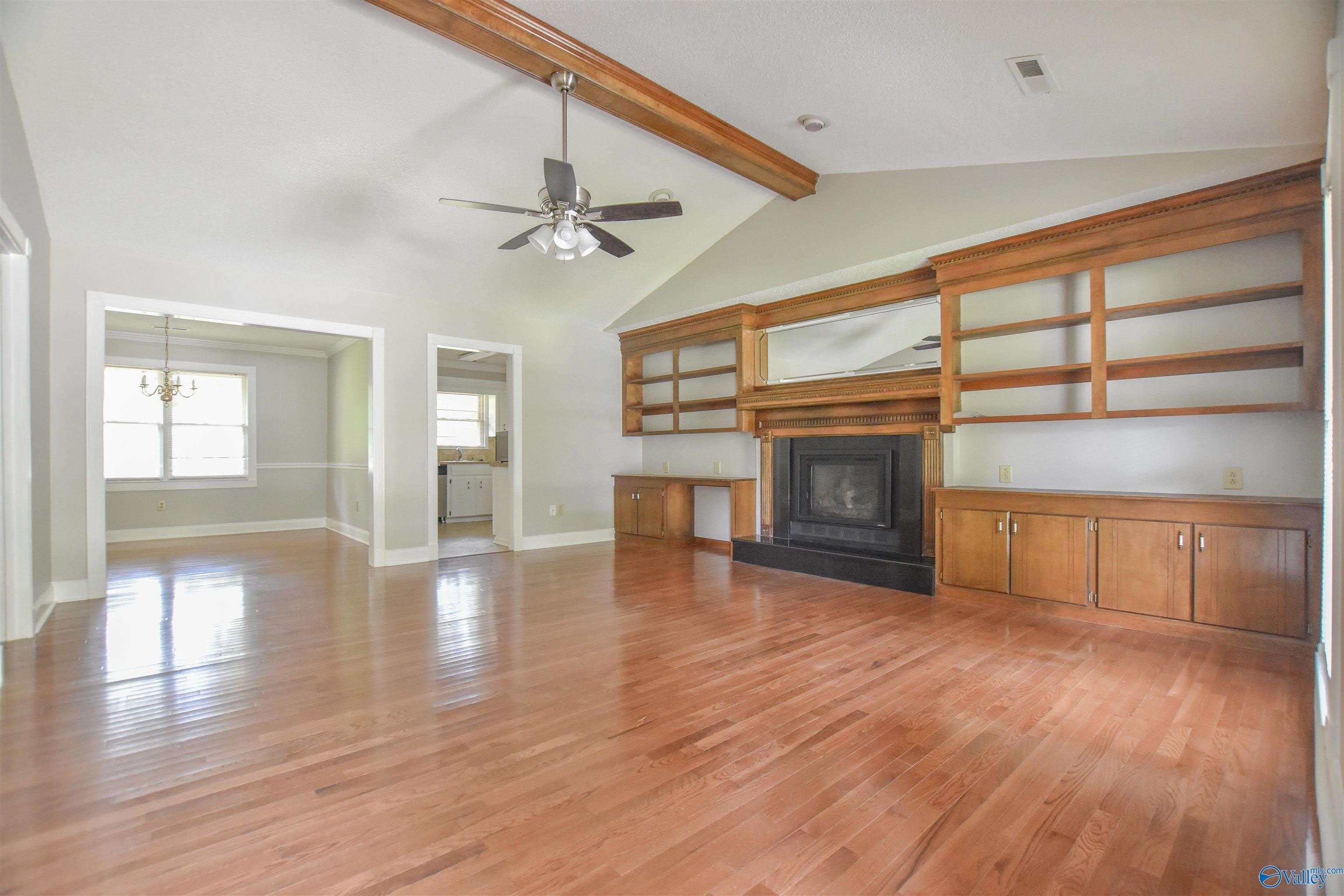 150 Whisperwood Lane – photo 4