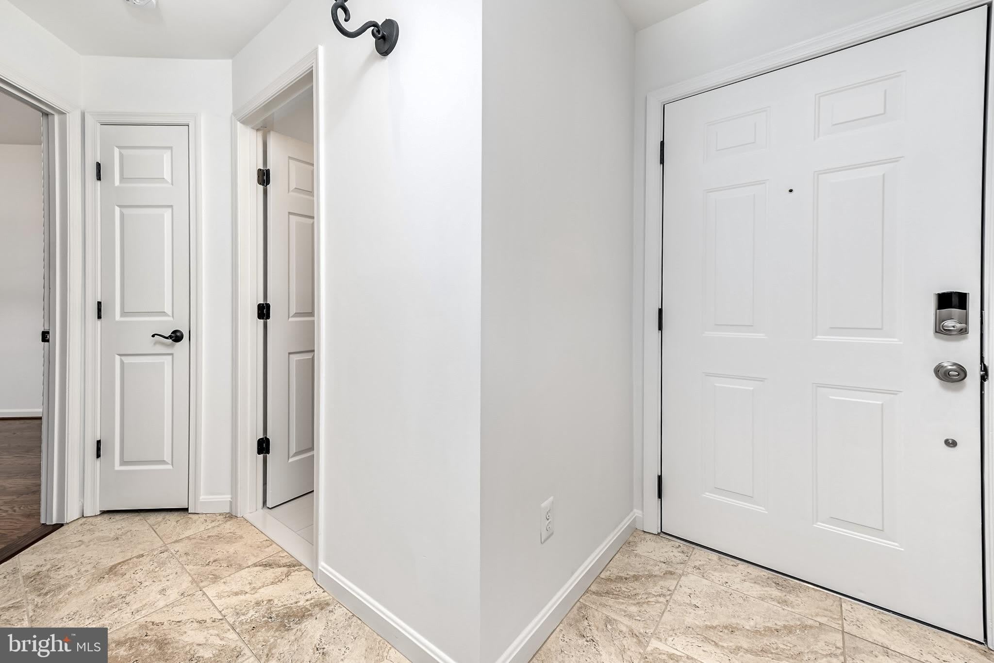 46600 ELLICOTT Square – photo 5