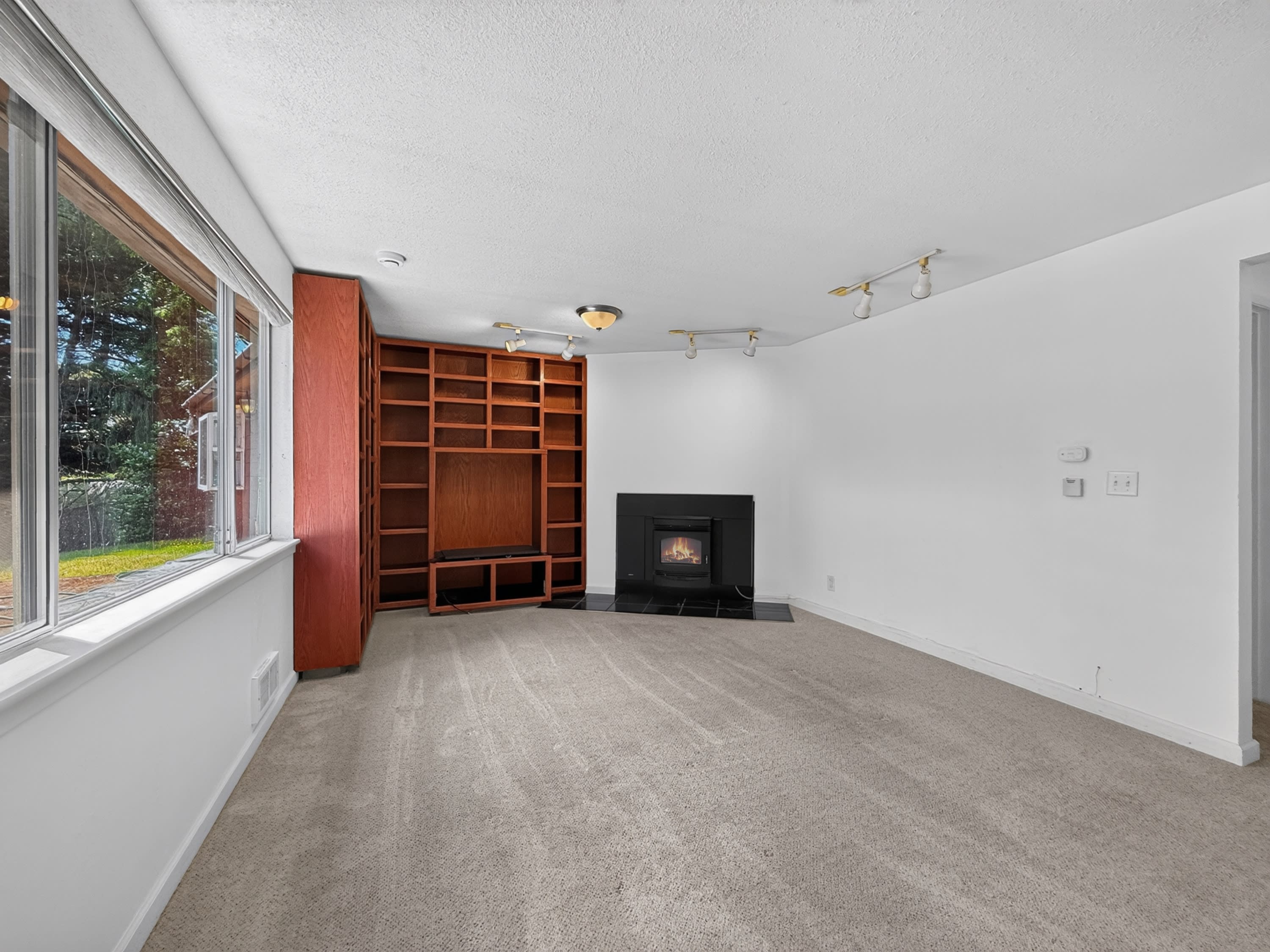 5025 South 167th Street – photo 4