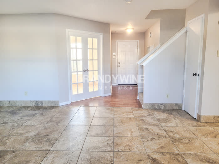 5611 Olive Branch Way – photo 3