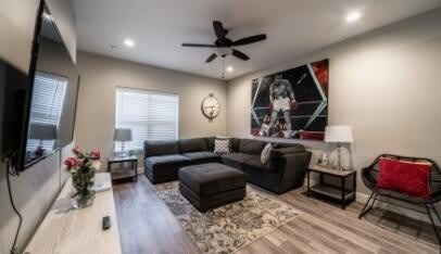 1518 Avenue W – photo 4