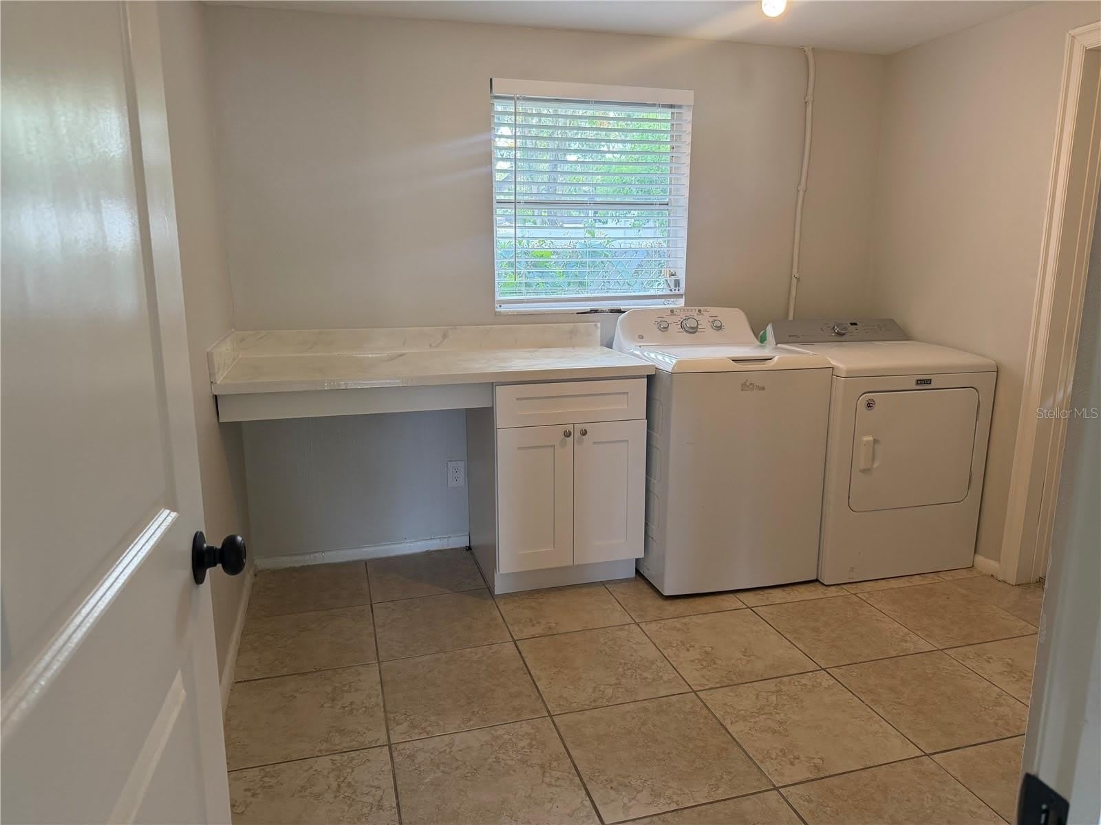 3009 W WATERS Avenue – photo 3