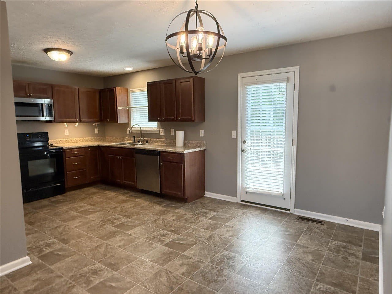 521 Sweet Birch Court – photo 4