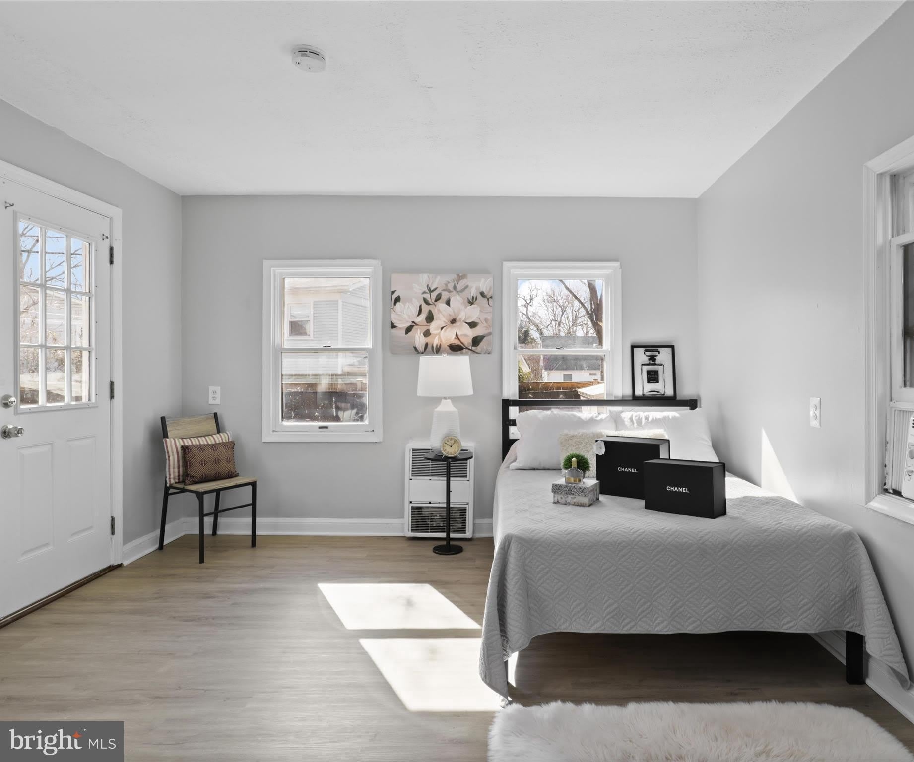 2608 ARLINGTON Boulevard – photo 1