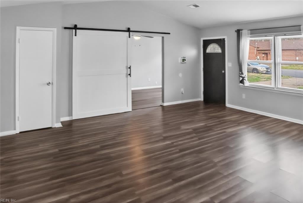2315 Maltby Avenue – photo 4